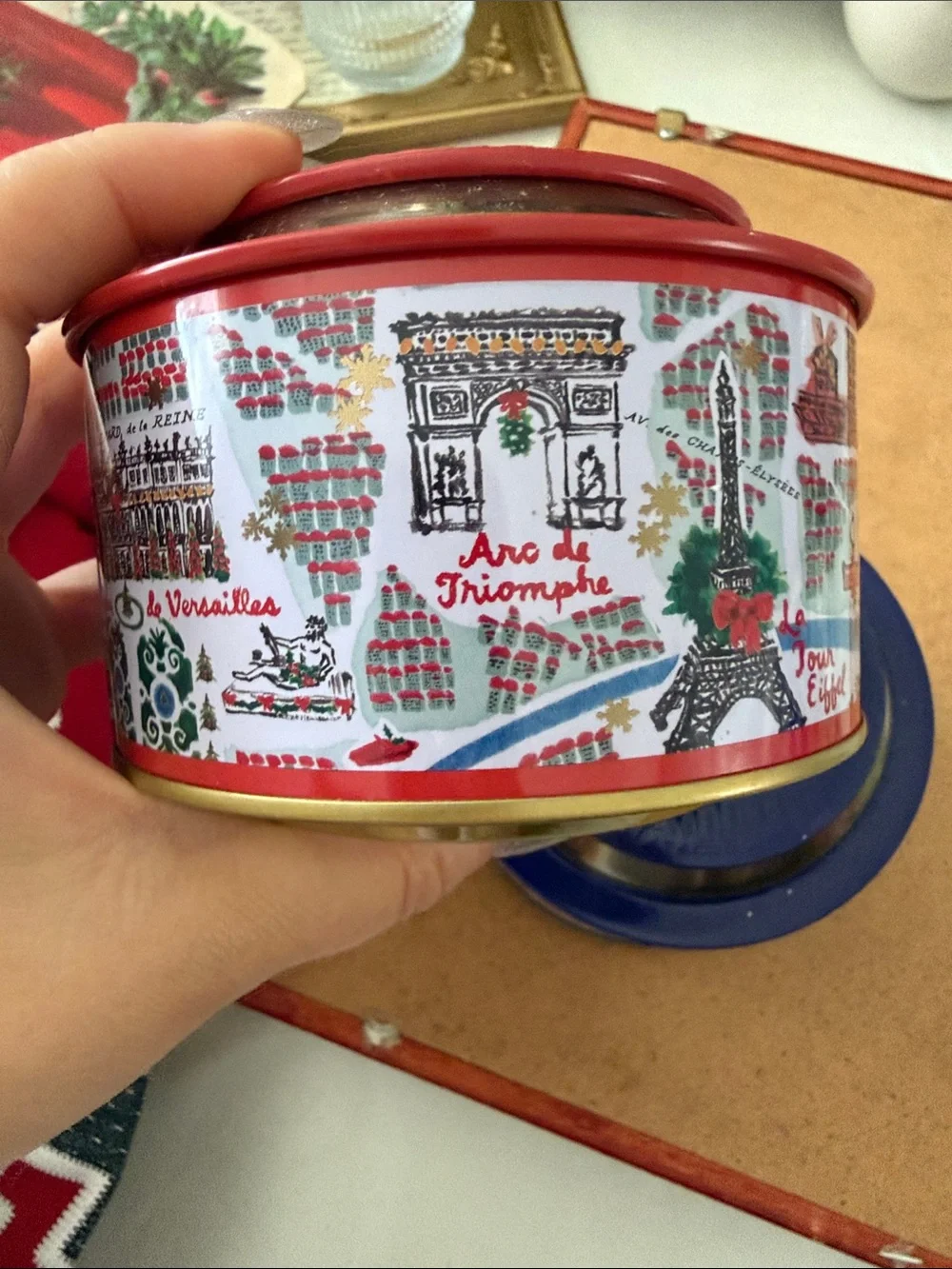 2 Illume Anthropologie Christmas Candles NY Vanilla Chai & Paris Mulled Wine